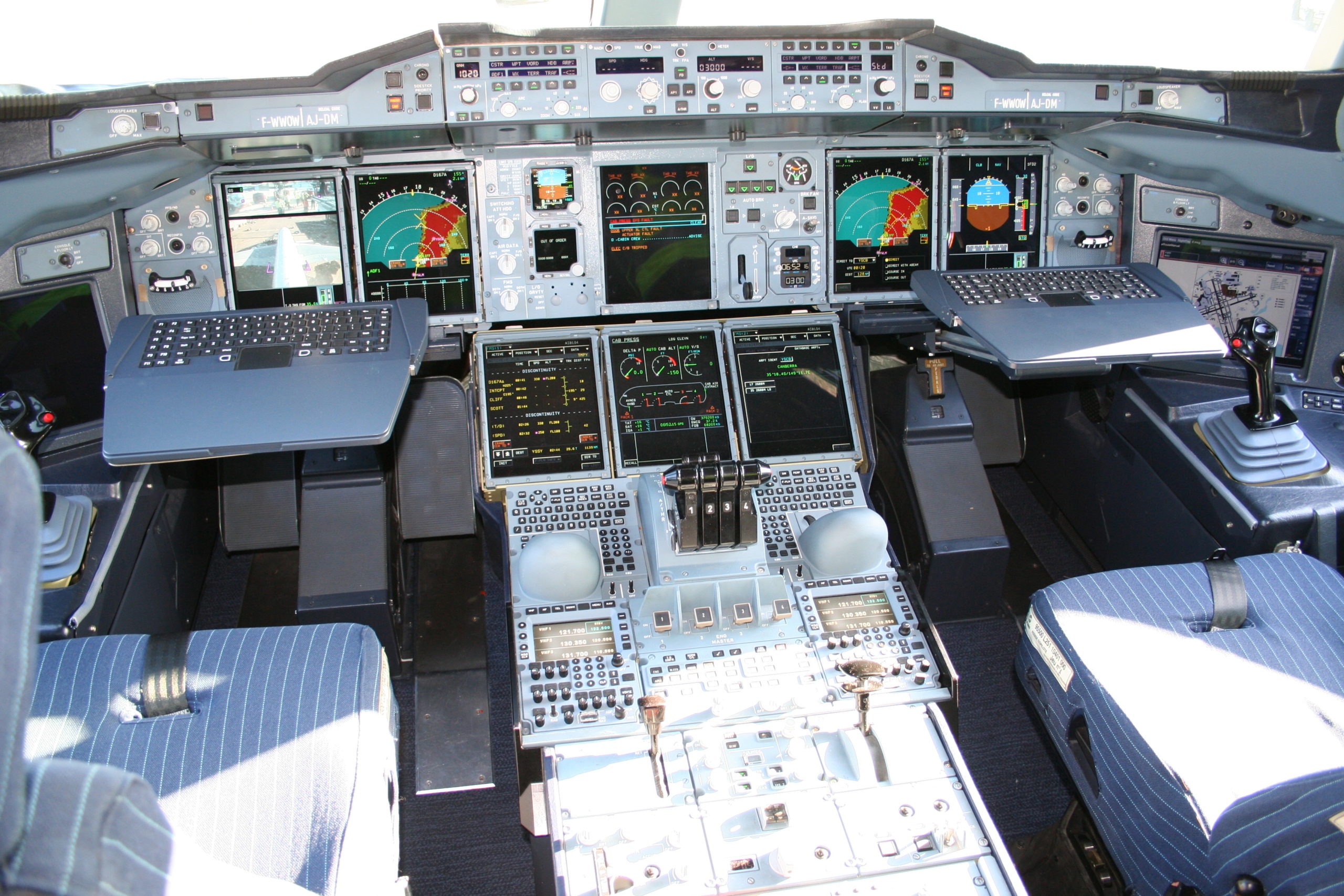 Ten years ago, this cockpit looked futuristic. Will it soon be retro? Photo: Naddsy/Wikimedia