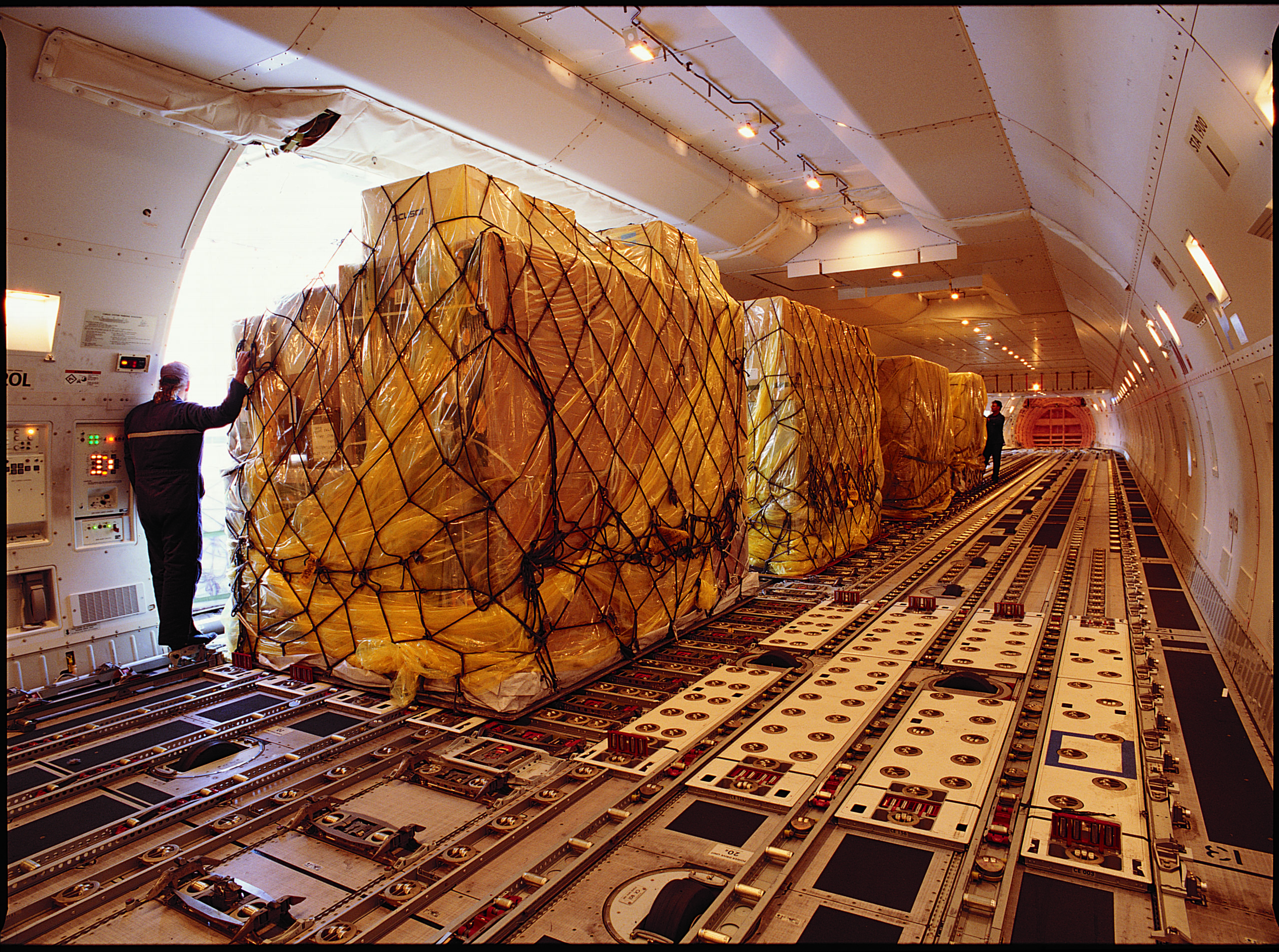 747 freighters continue to play a major role in the air freight industry. As they age, what will replace them?