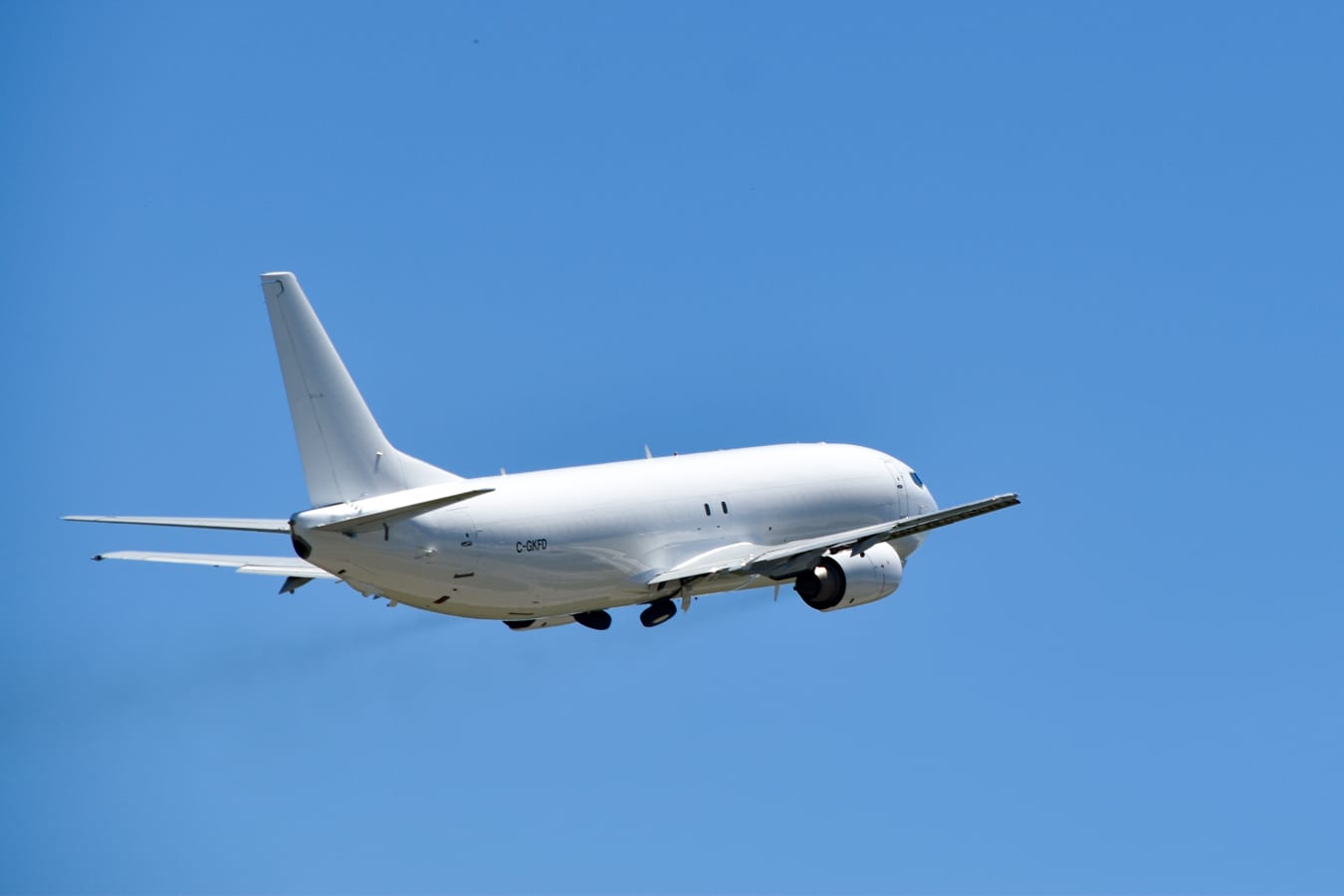 Bluebird Nordic expands 737-400F fleet