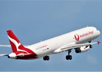 A Qantas A321-200P2F