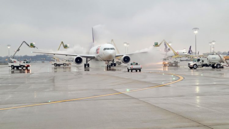 Memphis Airport surpasses Hong Kong in 2020 cargo throughput