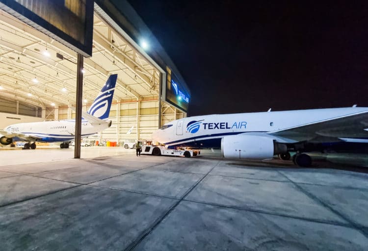 Texel Air plans five 737-800BCFs. (Photo/Texel)