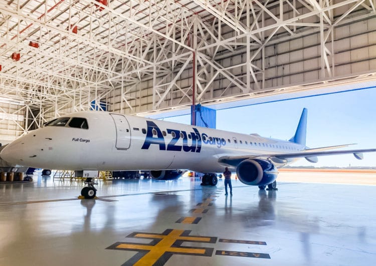 Azul begins flying Class F E195s