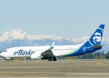 Alaska to grow freighter fleet with 737-800 conversions