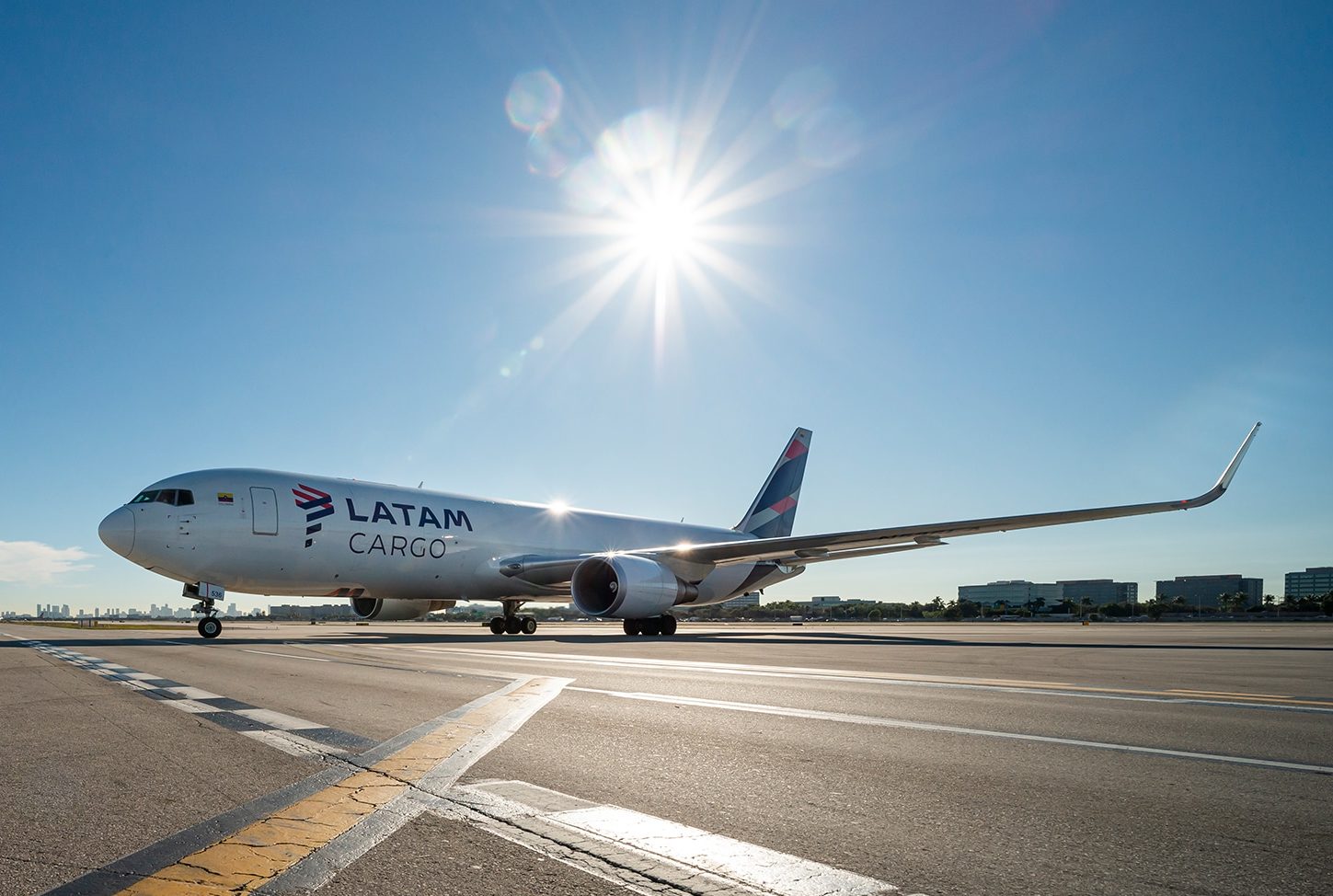 Mas returns sole production 767-300F