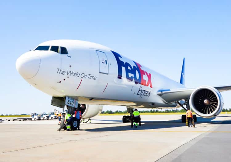 FedEx takes double delivery of widebodies