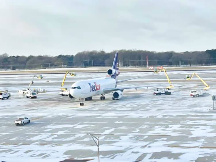 Listen: FedEx retirements and narrowbody milestones