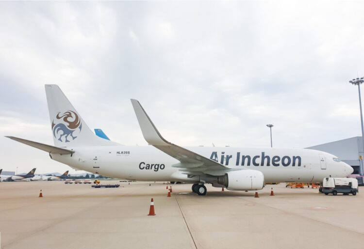 Air Incheon 737-800SF