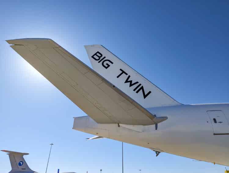 Big Twin 777-300ERSF