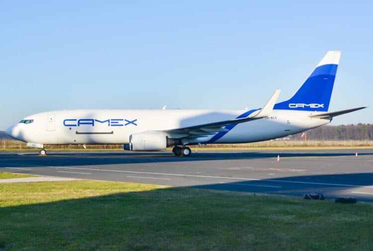 Camex Adria 737-800BCF