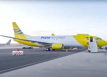 Poste Air Cargo 737-400F