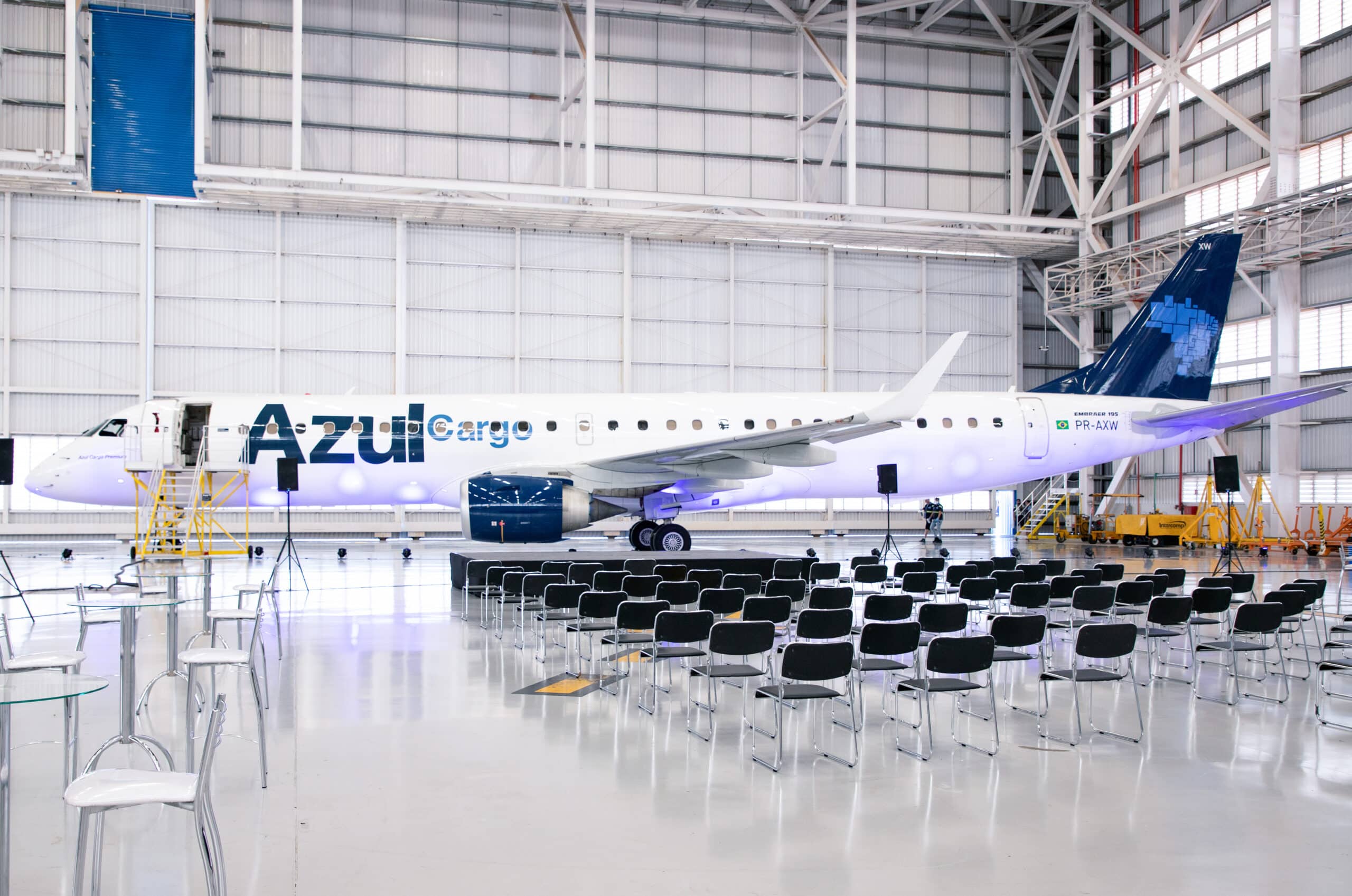 GOL parent explores merger with Azul - Cargo Facts