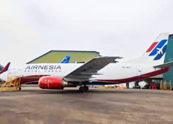 Airnesia Royal Cargo 737-300F