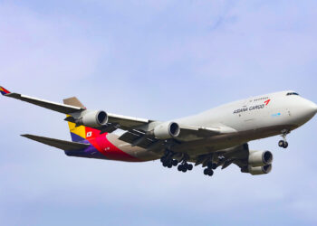 Asiana Cargo 747-400BDSF