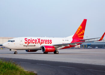 SpiceJet 737-700BDSF