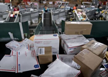 Packages on a conveyor belt