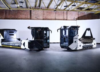 Aurrigo’s Auto-Cargo and Auto-DollyTug
