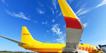 DHL 737-800BDSF Swiftair