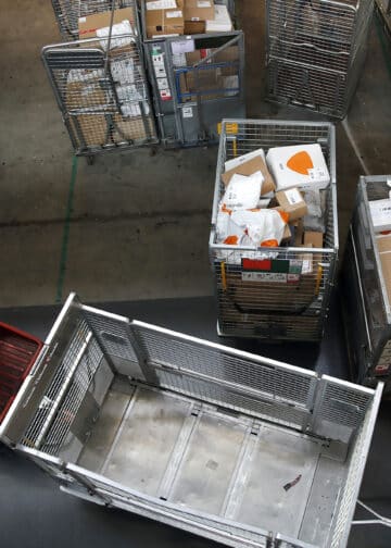 Swiss Post parcel sorting center