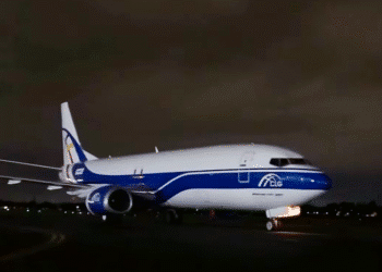 AerCaribe 737-400SF CargoLogic Germany