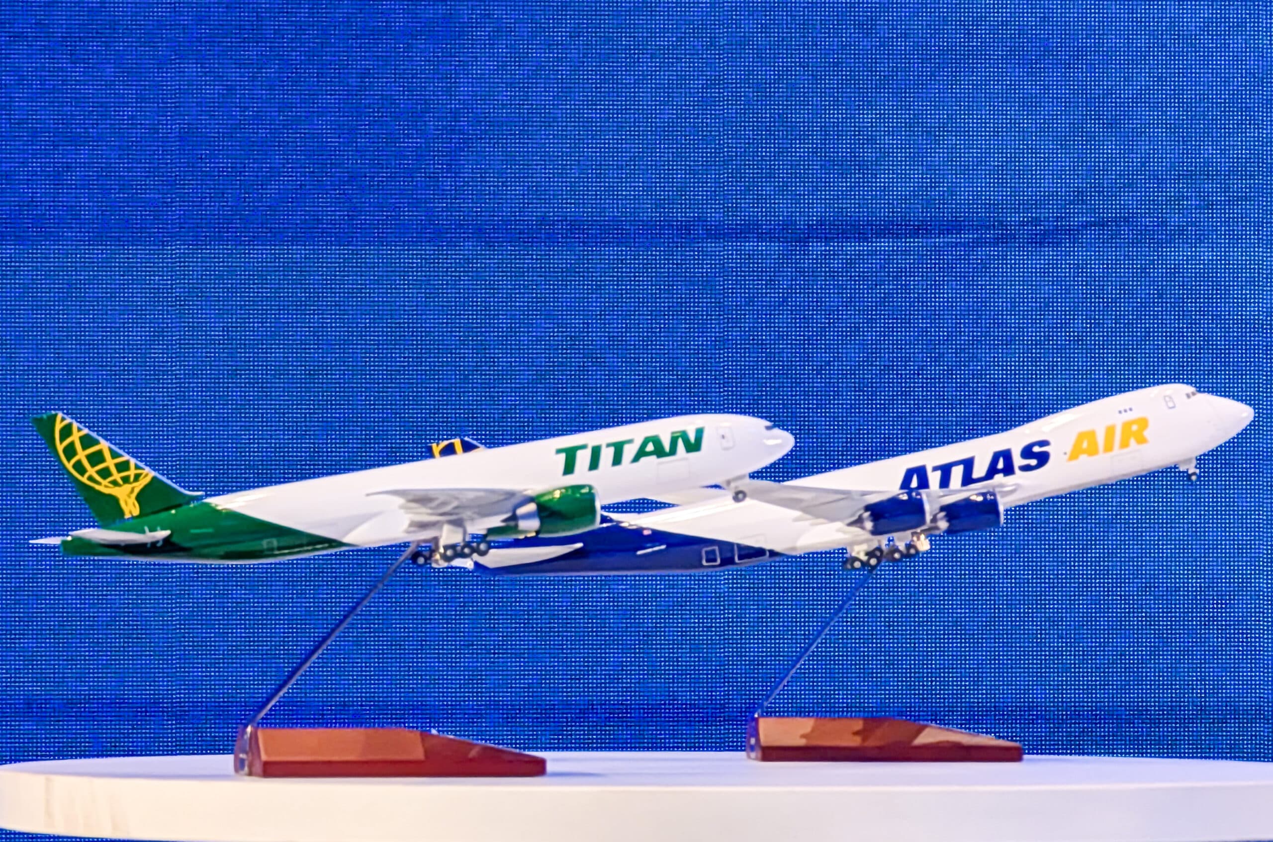 Atlas' Titan starts up second freighter leasing fund with Bain