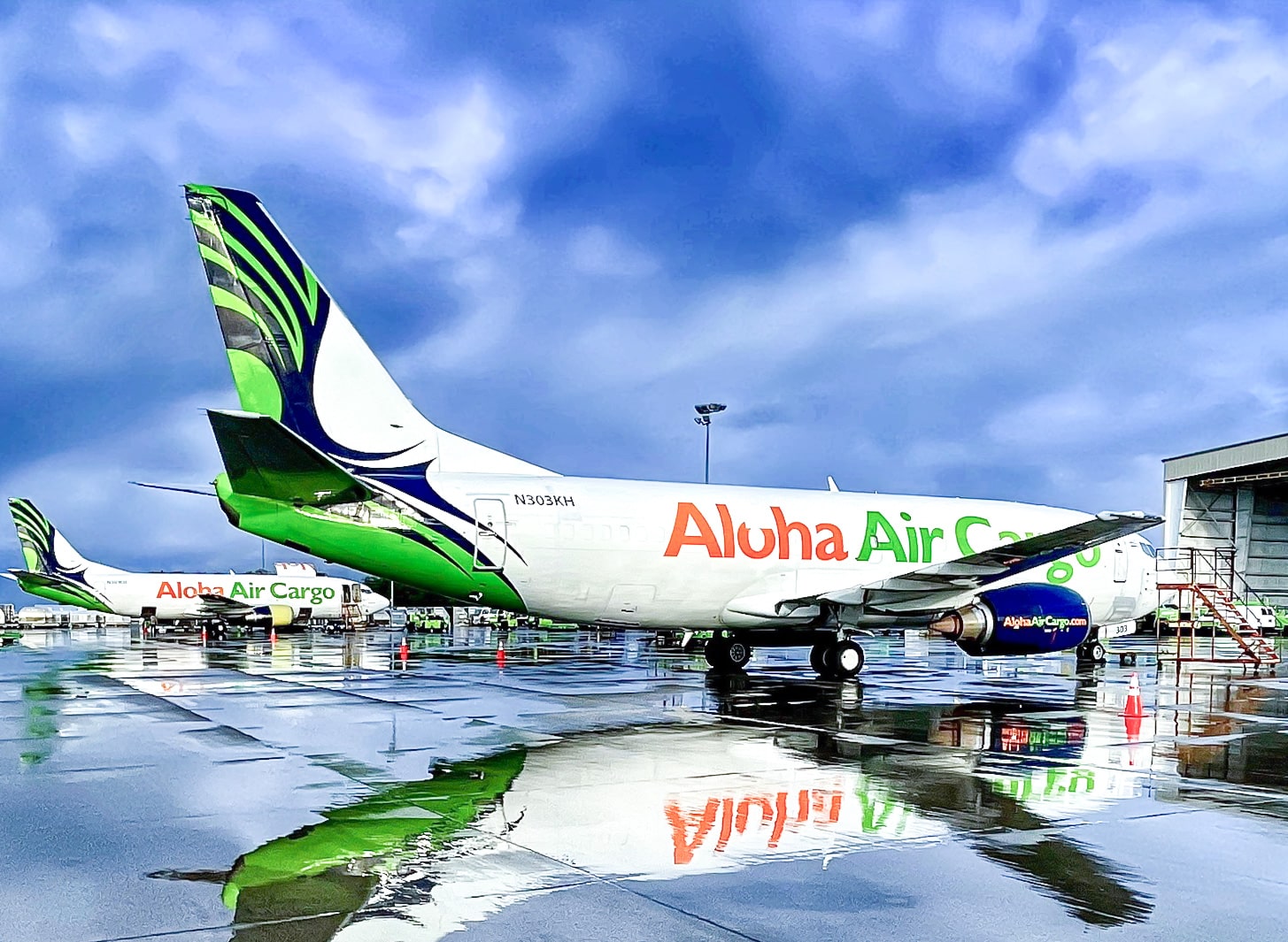 Aloha Air Cargo Boeing 737-300F