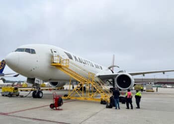 Kalitta Air 777-300ERSF