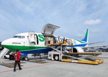 Sin-Kung 737-400SF