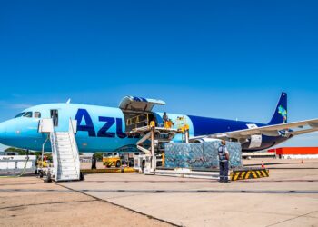 Azul Airbus A321-200P2F