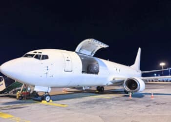 Gryphon Air 737-400SF