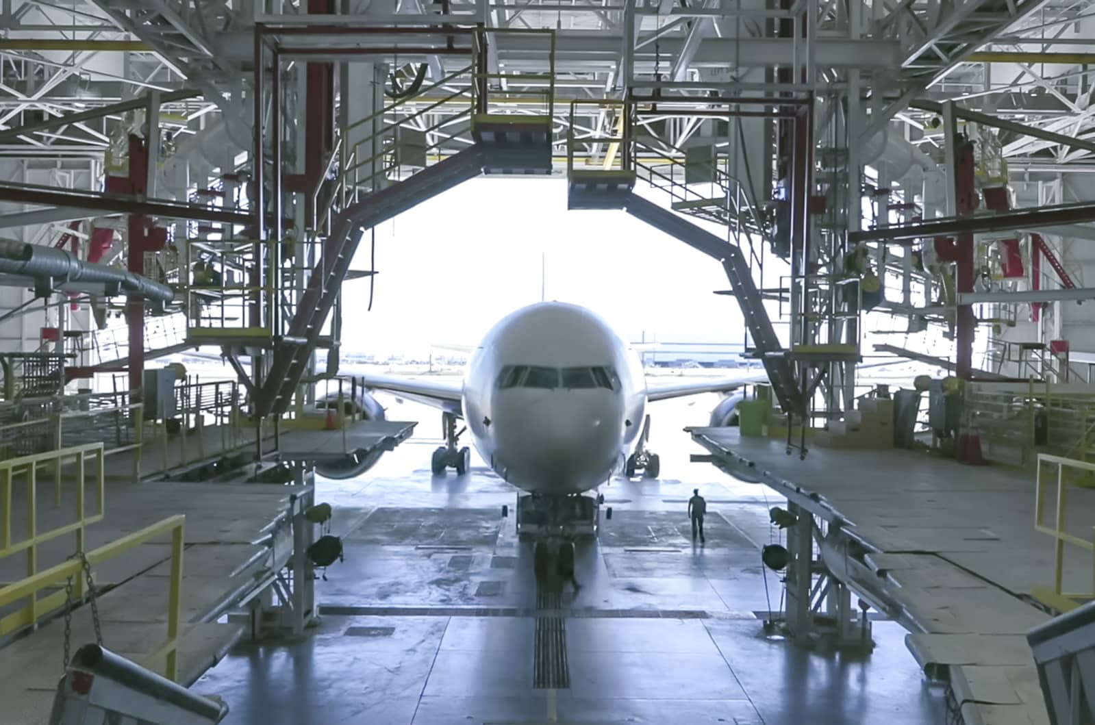 First Chinese 777 conversion site emerges in Mammoth deal with STAECO