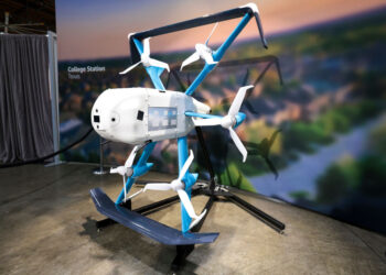 Amazons MK30 drone at a Sumner, Washington, fulfillment center in 2023.  (Courtesy/Bloomberg)
