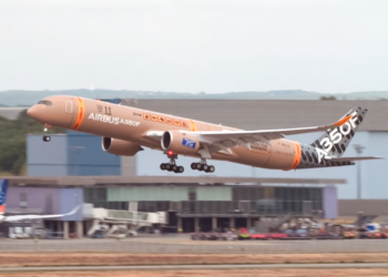 Airbus A350F first flight