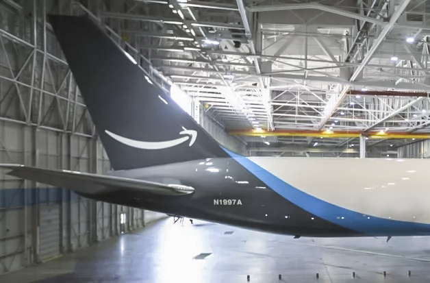 21 Air-operated Amazon 767 crashes after Miami overrun