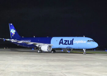 Azul A321-200P2F