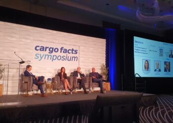 Gudny Genskowsky from LATAM Cargo, Or Zak from Challenge Group and Juan Zapata from Titan Aviation Leasing on stage with Cargo Facts Consulting's Jordan Frohlinger at Cargo Facts Symposium 2026 (Photo/Pilar Wolfsteller)